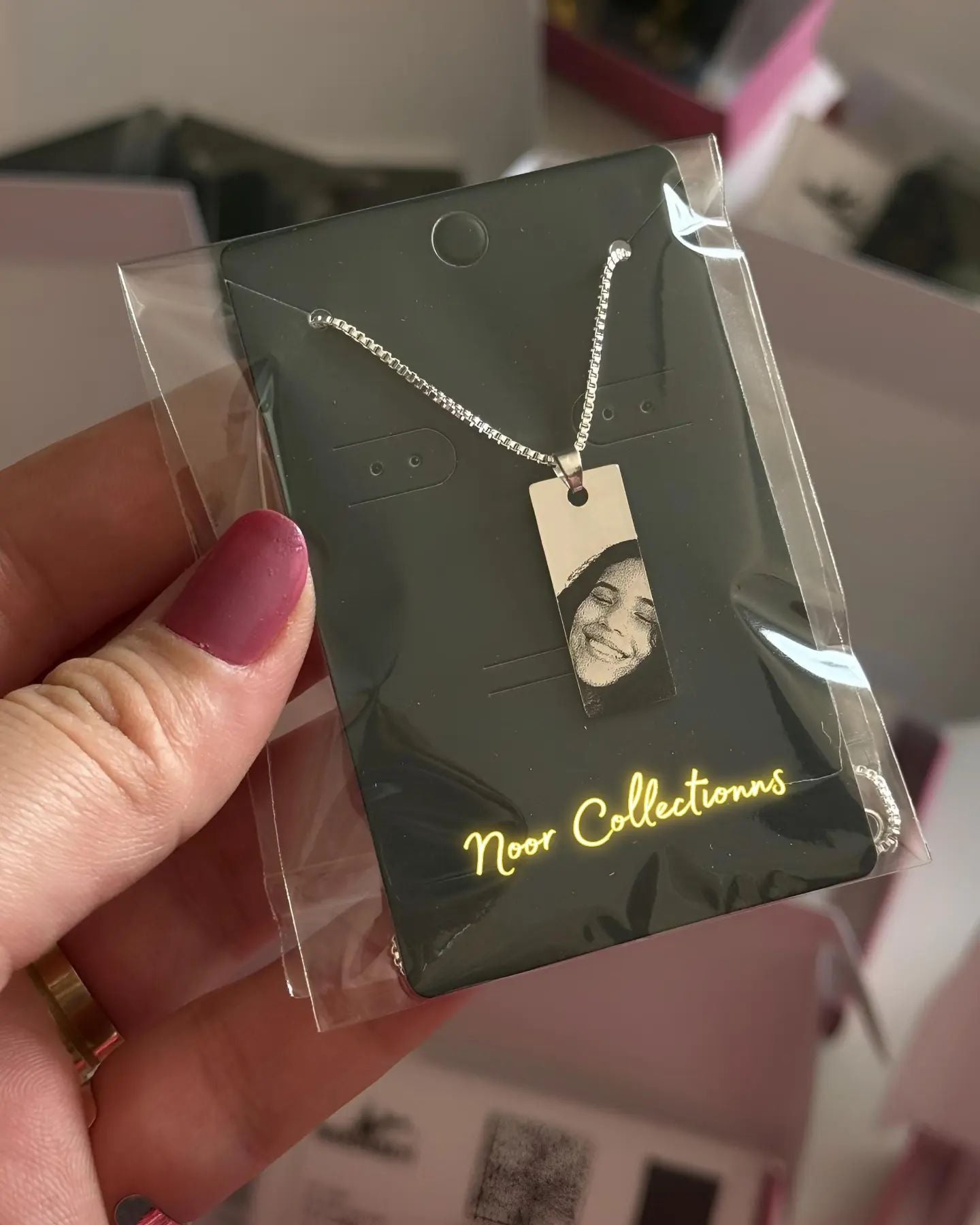 Customized Eye's Pendent