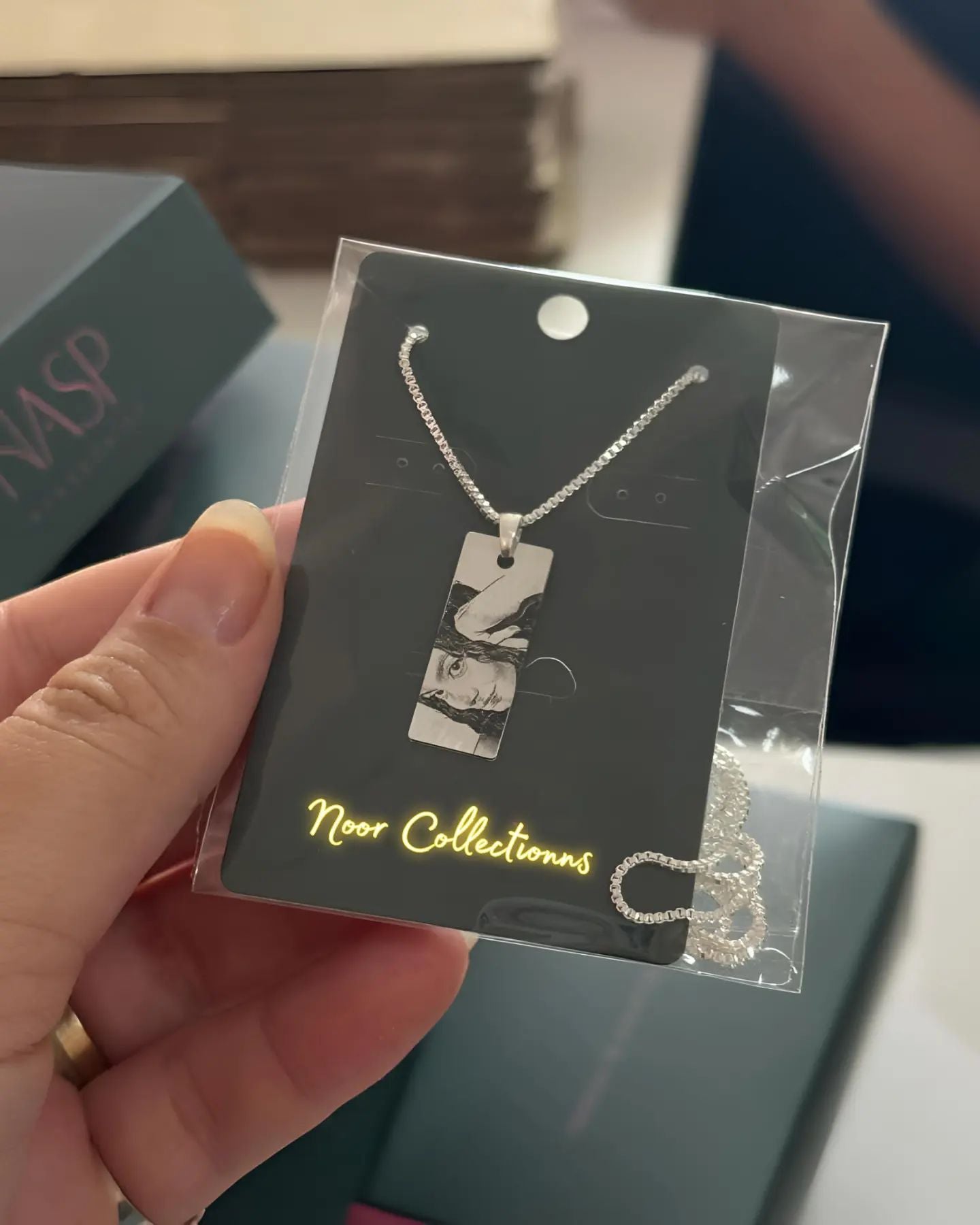 Customized Eye's Pendent