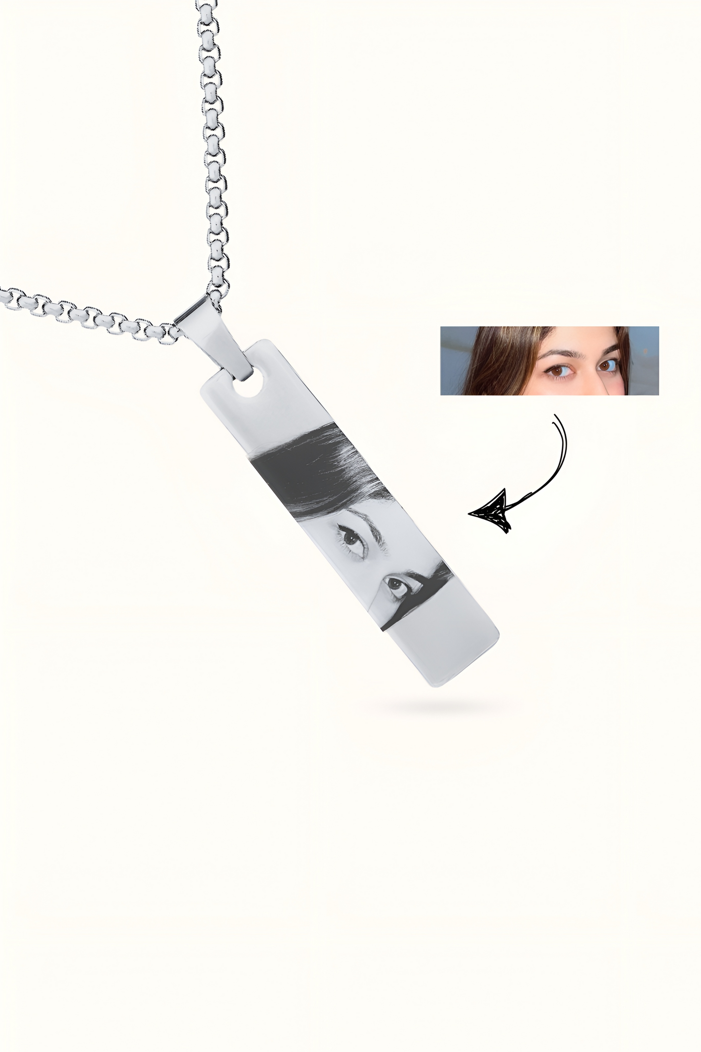 Customize eye pendant With back name